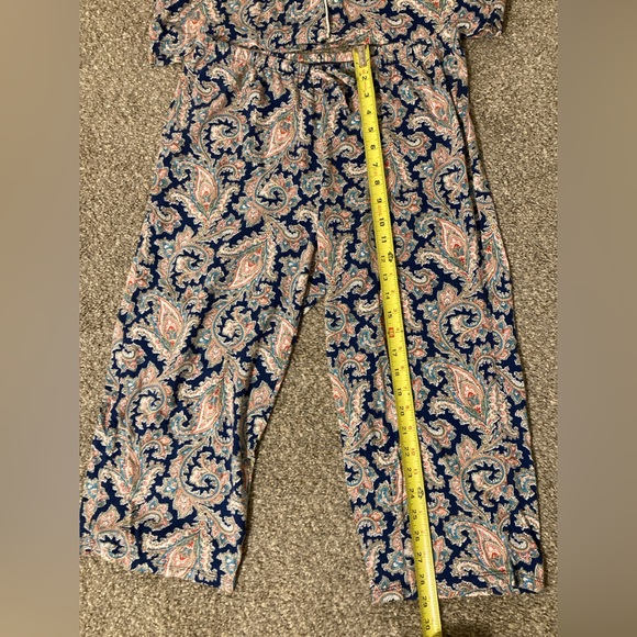 Lauren Ralph Lauren Blue and Pink Paisley Pajama Set, size medium - Picture 6 of 9